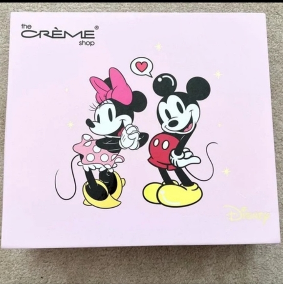 The Creme Shop Disney Minne & Mickey Season's Treatings Set - Picture 2 of 10